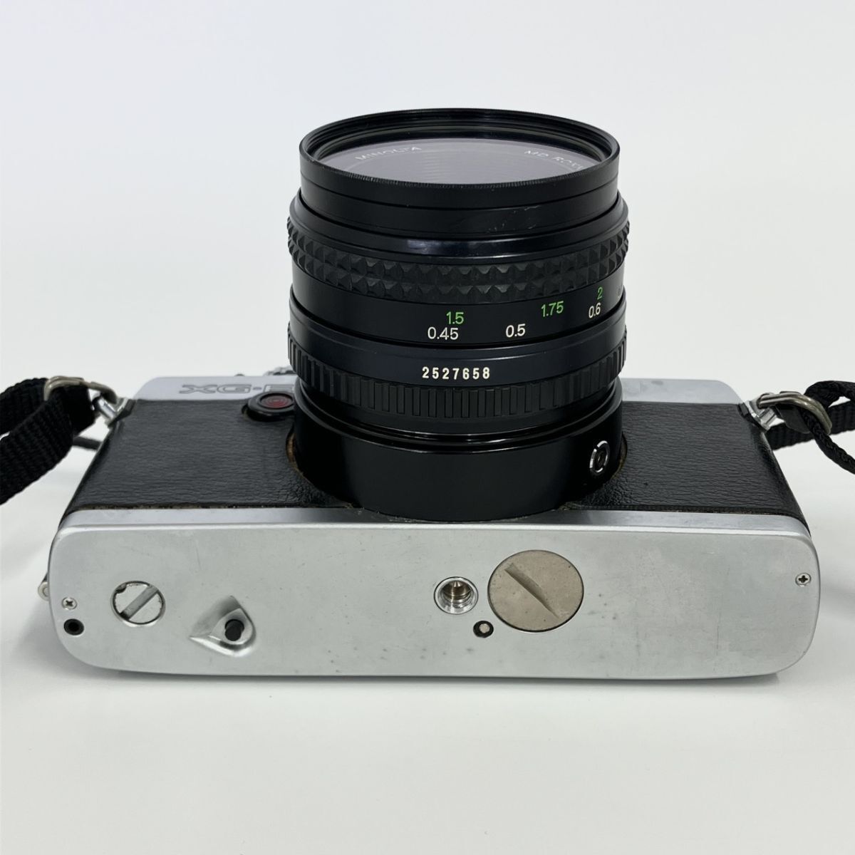 yy7197-2 185 MINOLTA ミノルタ XG-E / MD ROKKOR 50mm F1.7 Φ55mm / フィルター付き 一眼レフ フィルムカメラ レンズ 動作未確認_画像5