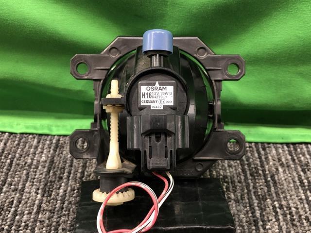  Tanto DBA-LA600S левая противотуманная фара 114-11697