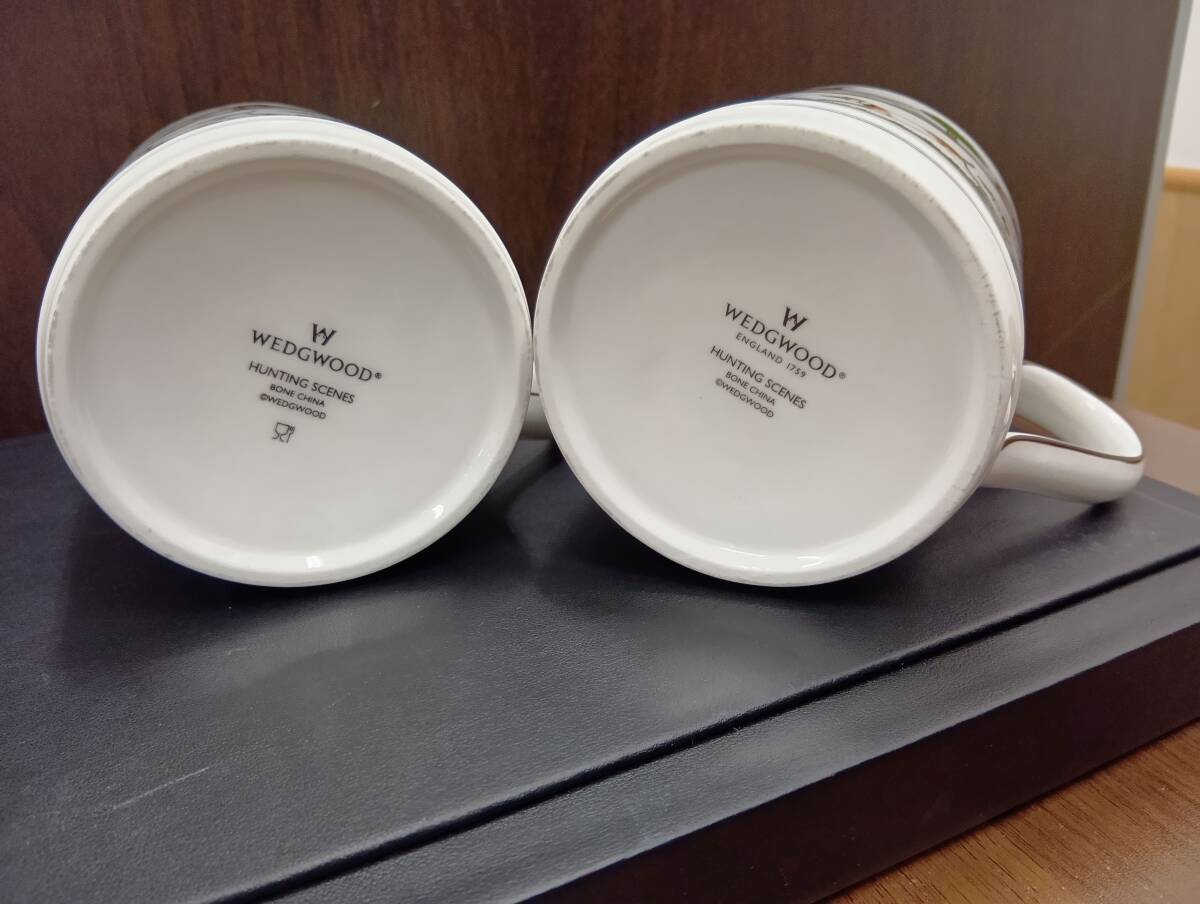 14588　洋食器 【WEDGWOOD　ウェッジウッド　ハンティングシーン　マグカップ　同柄/同サイズ　2個セット】　ユーズド品_画像9