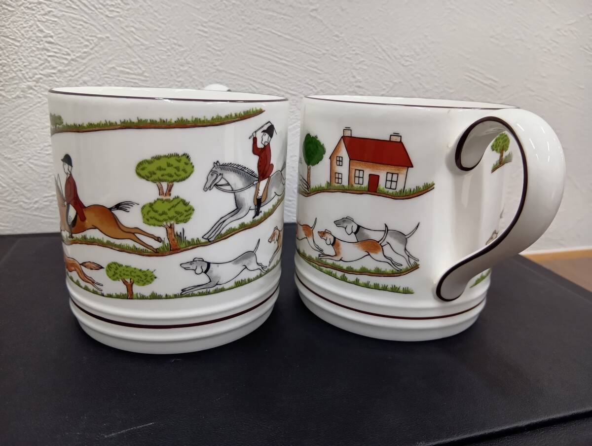 14588　洋食器 【WEDGWOOD　ウェッジウッド　ハンティングシーン　マグカップ　同柄/同サイズ　2個セット】　ユーズド品_画像7