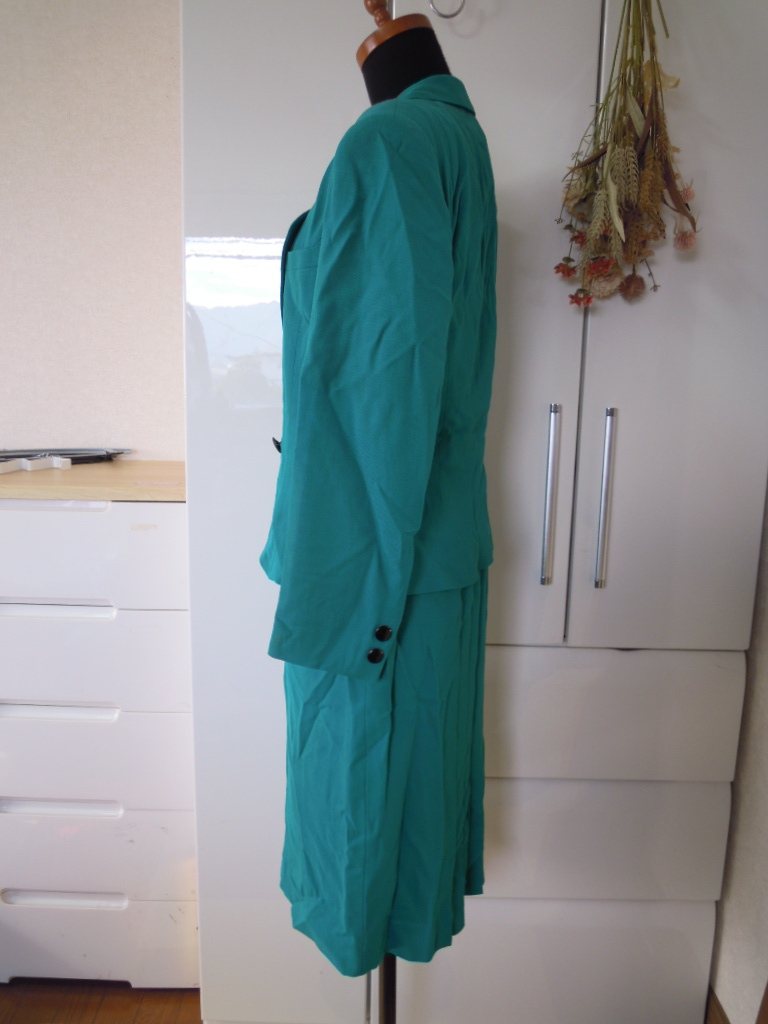 【三】ラピーヌ　グリーンスーツ 9　LAPINE BLANCHE　イベントにどうぞ_画像5