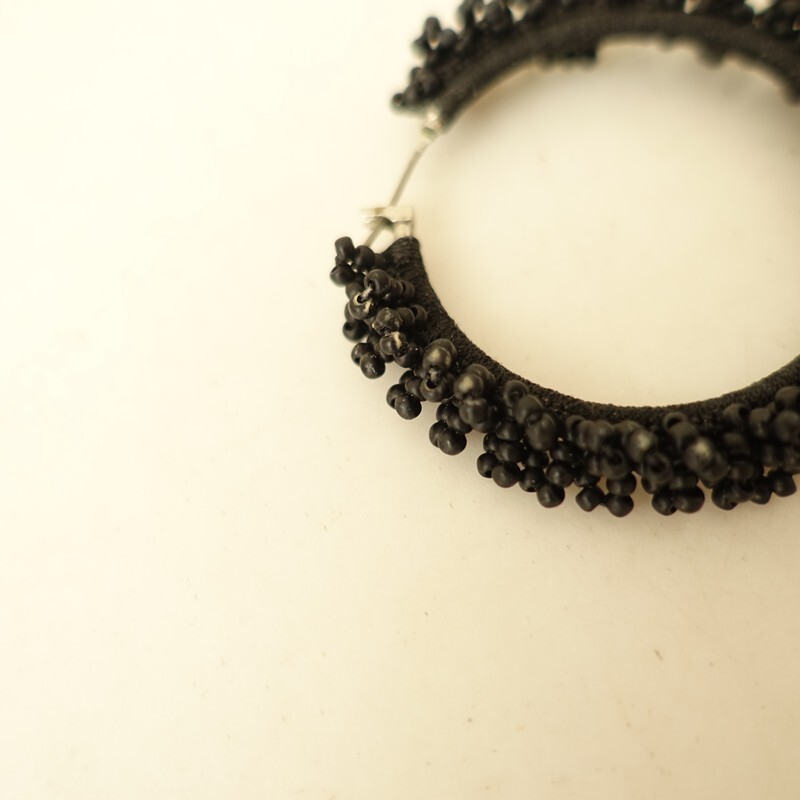 ハリニッティング hariknitting *サークルピアス*ブラックビーズアクセサリー(ac30-2510-104)【11K52】_画像6
