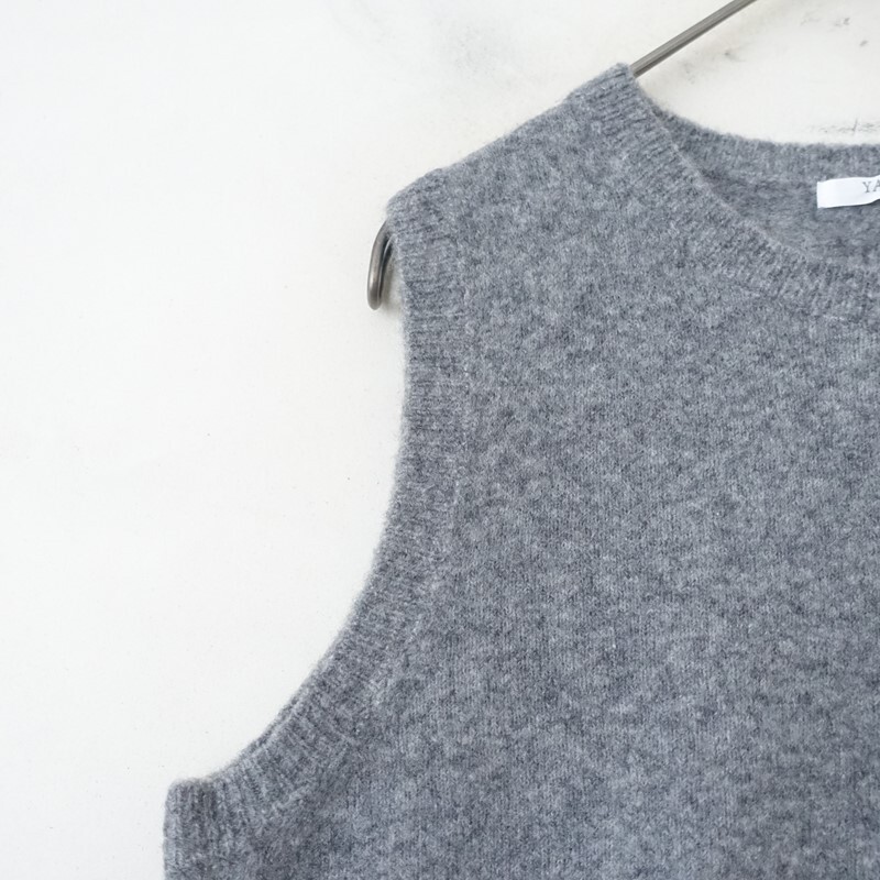 ヤラ YARRA *ウールヤクブレンドラウンドネックニットベスト*Fグレー杢シンプルプルオーバークルーネック(2-2510-311)【51K52】_画像3