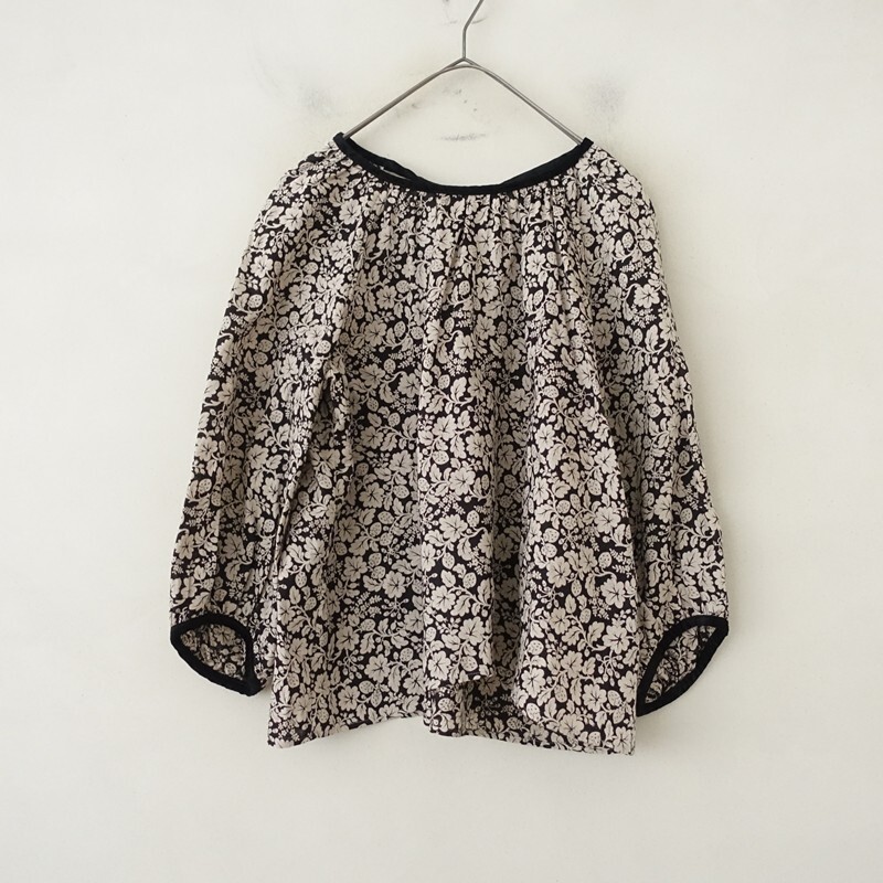 【美品/定価3.8万】オールドマンズテーラー R&D.M.Co- *WILD BERRY スモックブラウス*麻リネン黒×ベージュ(25-2510-498)【51K52】_画像1