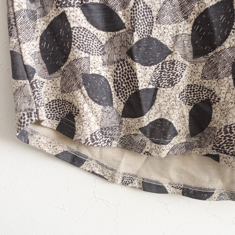 マーブルシュッド marble SUD *ビションフリーゼ カットソー*毛混ニットベージュ×チャコール総柄プリント(25-2510-513)【71K52】_画像5