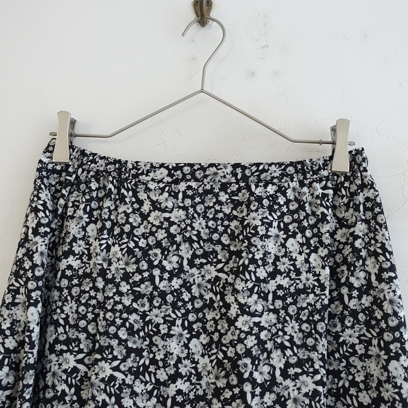 ドレステリア DRESSTERIOR *フラワープリントロングスカート*40ブラック小花柄マキシ(sk33-2510-665)【02K52】_画像3