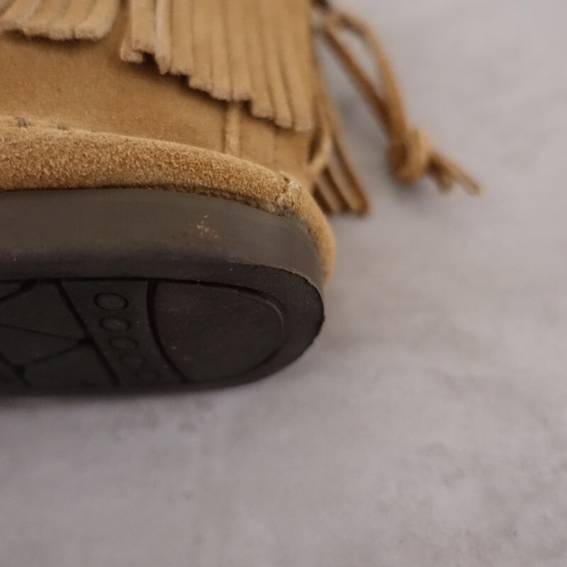  Minnetonka MINNETONKA * задний Zip короткие сапоги 6/23* замша кожа Camel 1025(sh10-2510-146)[02K52]