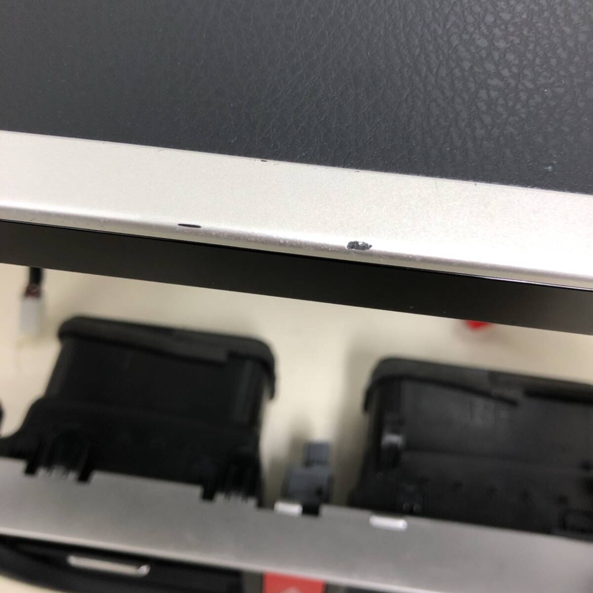 C1393 売り切り! トヨタ純正10インチナビ NSZN-Z68T 地図2023年 フェイスパネル付 80系ヴォクシー ノア 動作確認済 セキュリティロック品_画像9