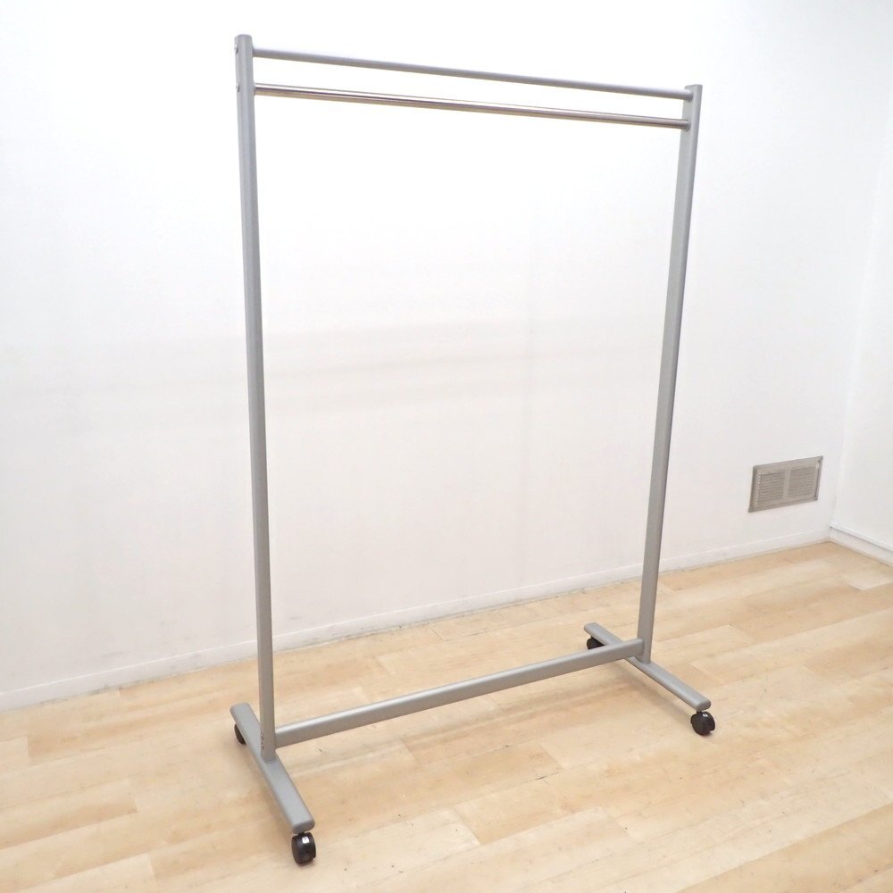 okamura オカムラ コートハンガー 15人用 L956AB Z712 シルバー ハンガーラック W1180 H1700 更衣室 衣類収納 KK18735 中古オフィス家具_画像3