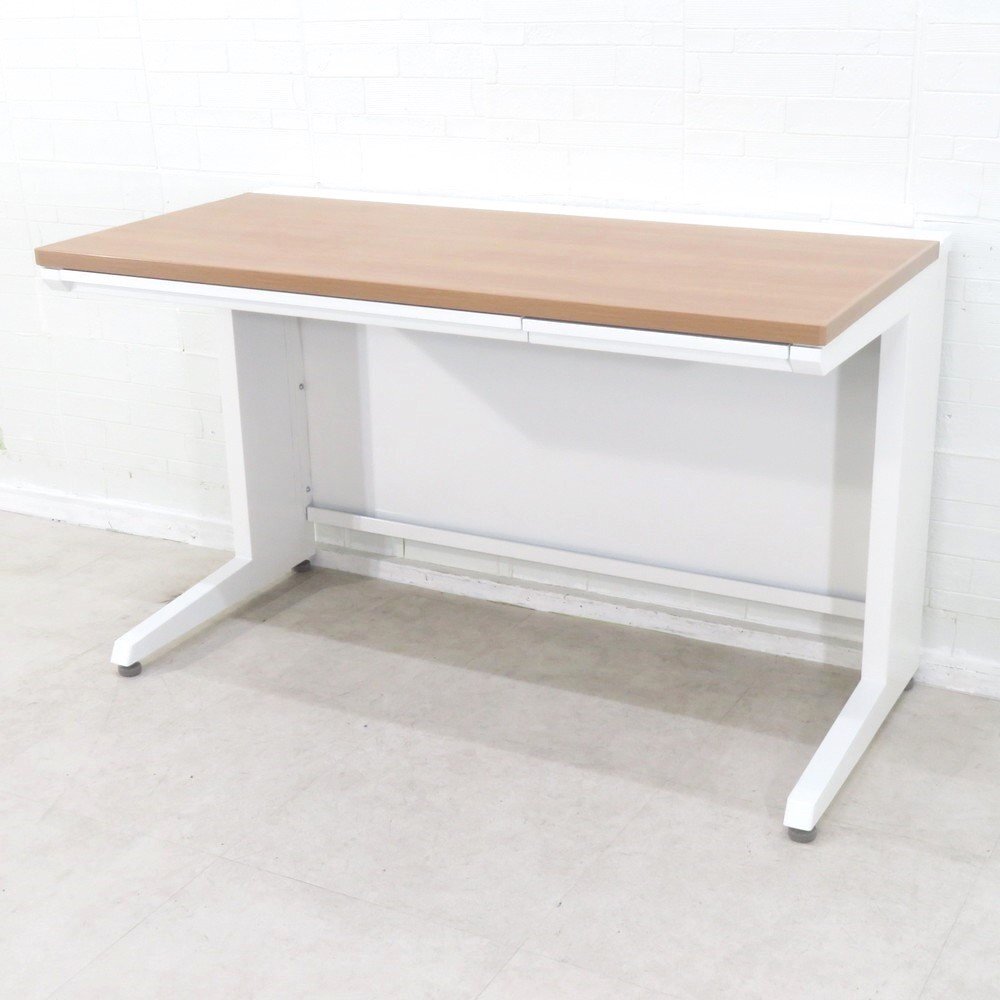 オカムラ アドバンス 平デスク 3V144P MK38 W1200 D600 木目 ホワイト オフィスデスク 引出し アウトレット YH16770-1 中古オフィス家具_画像1