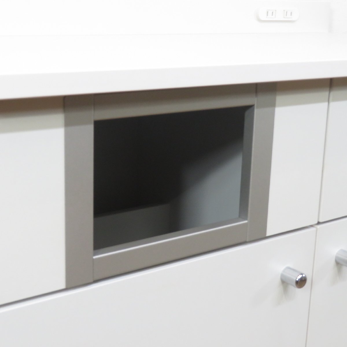 イトーキ トラッシュユニット HAK-9G9AWN-W9 ホワイト ダストボックス ごみ箱 オフィスアクセサリー YH19356 中古オフィス家具_画像3