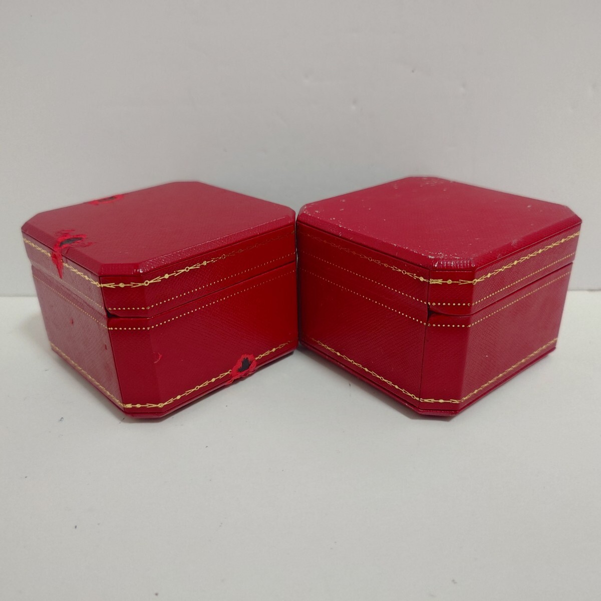 Cartier Cartier jue Reebok s кейс для украшений ювелирные изделия кейс аксессуары bok sling кейс пустой коробка [2 шт ]a