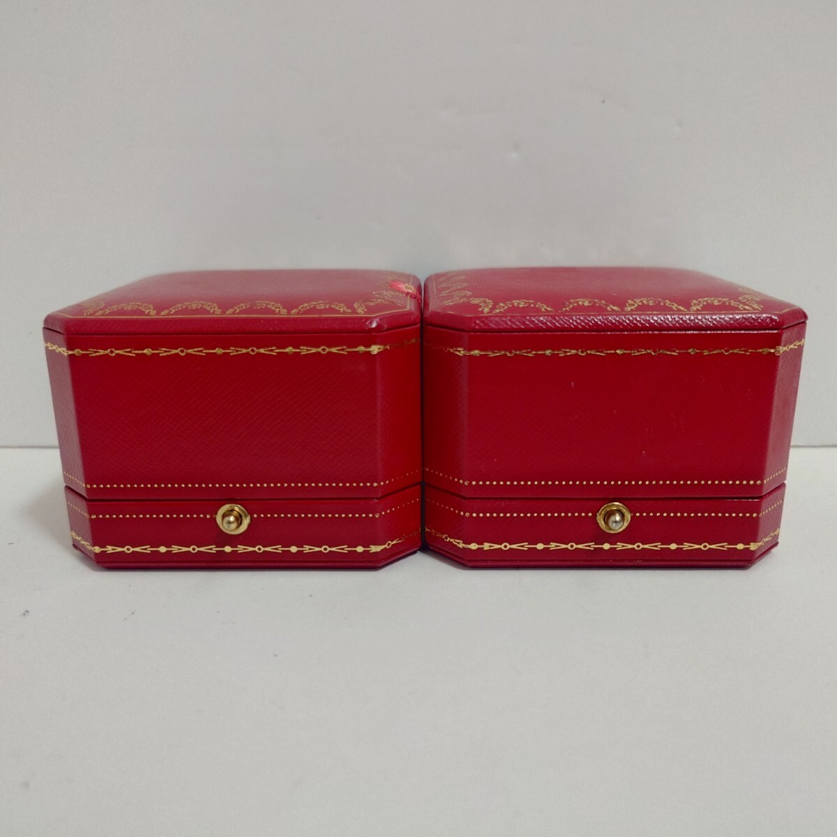 Cartier Cartier jue Reebok s кейс для украшений ювелирные изделия кейс аксессуары bok sling кейс пустой коробка [2 шт ]a