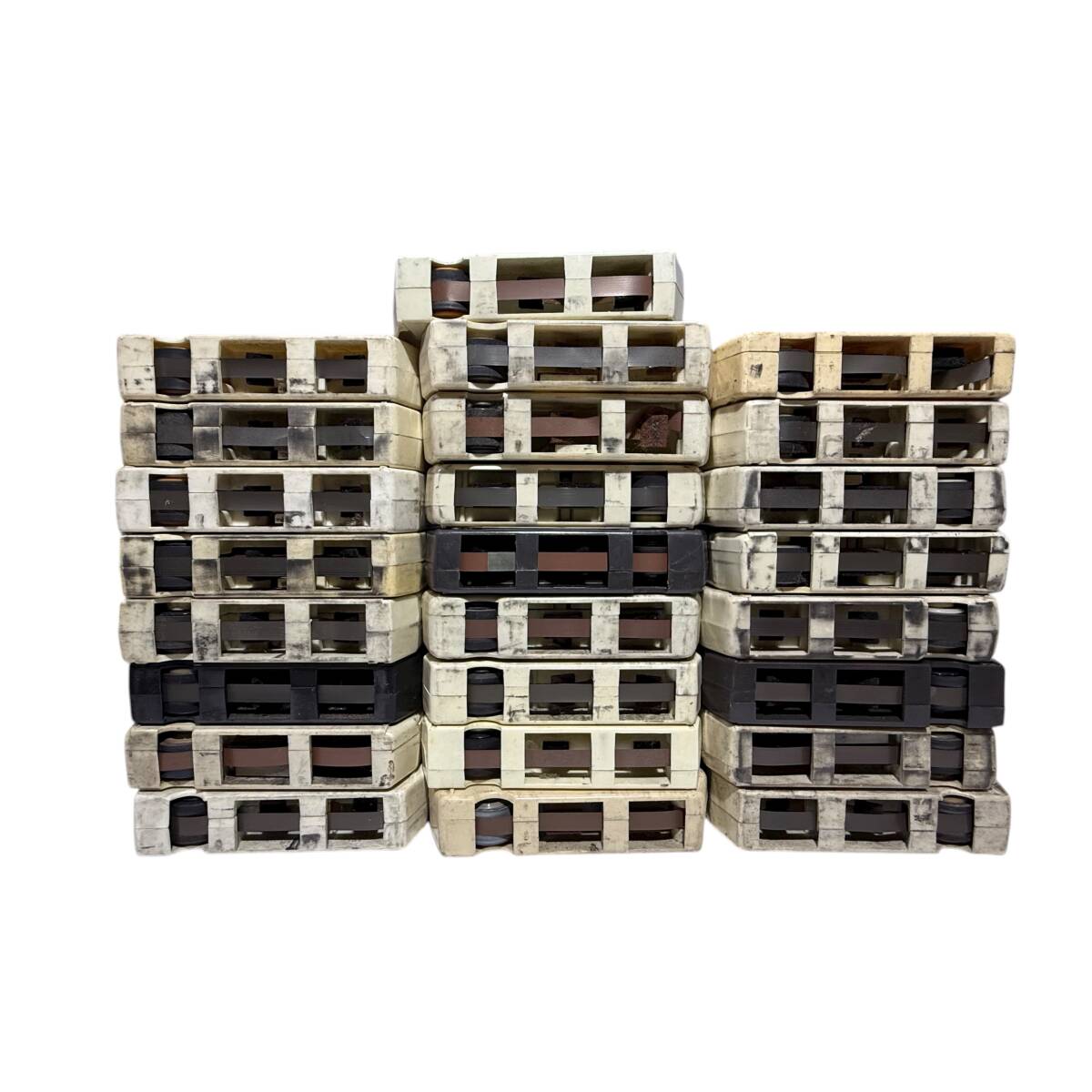 M7-1600 8トラ カセット まとめ売り 和田アキ子 鶴田浩二 尾崎紀世彦 石原裕次郎 演歌 ヒットポピュラー 歌謡 8トラック ジャンク _画像4