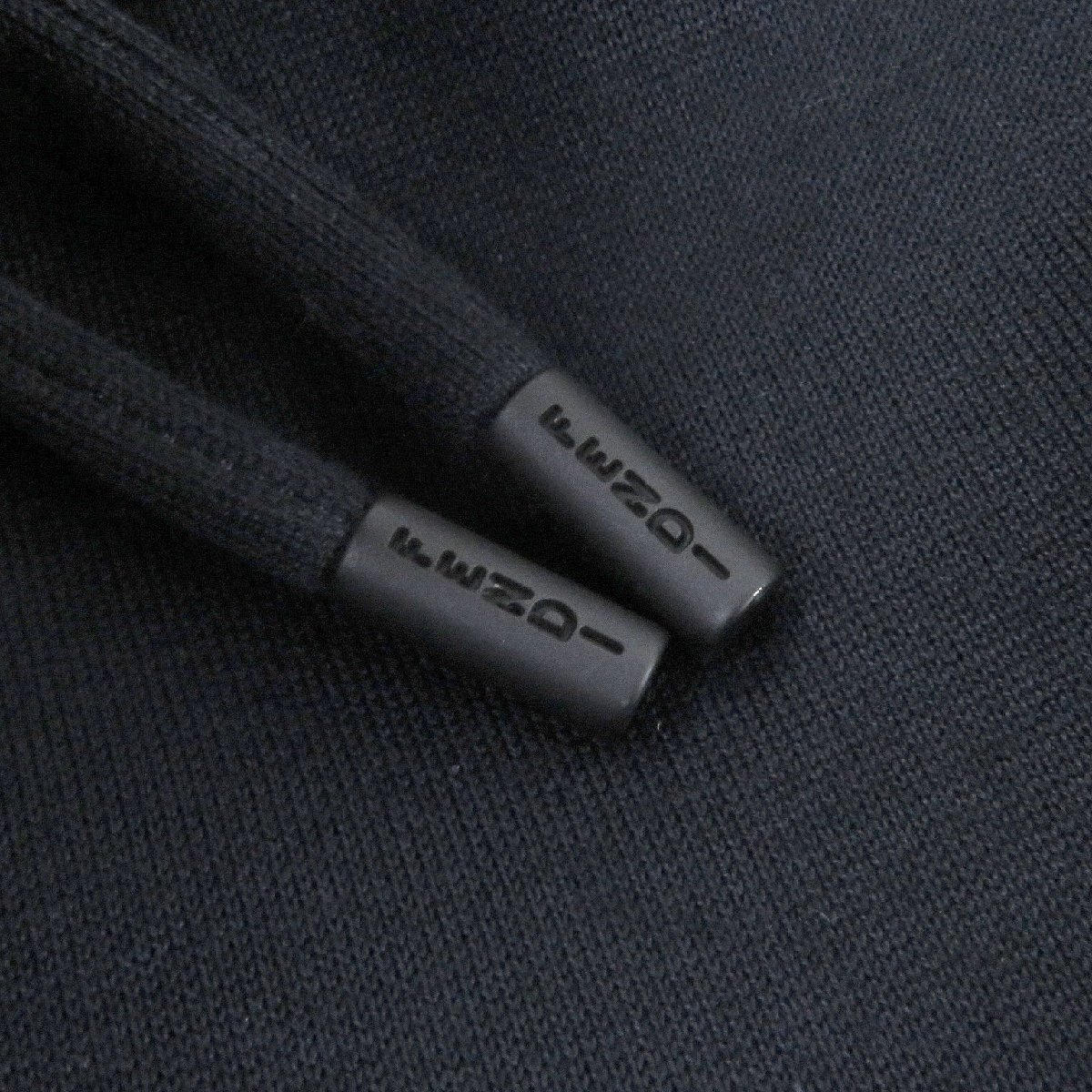  превосходный товар *FENDI Fendi 2021 год производства FB0599 боковой Logo линия брюки-джоггеры тренировочный брюки темно-синий 48 Италия производства стандартный товар мужской 