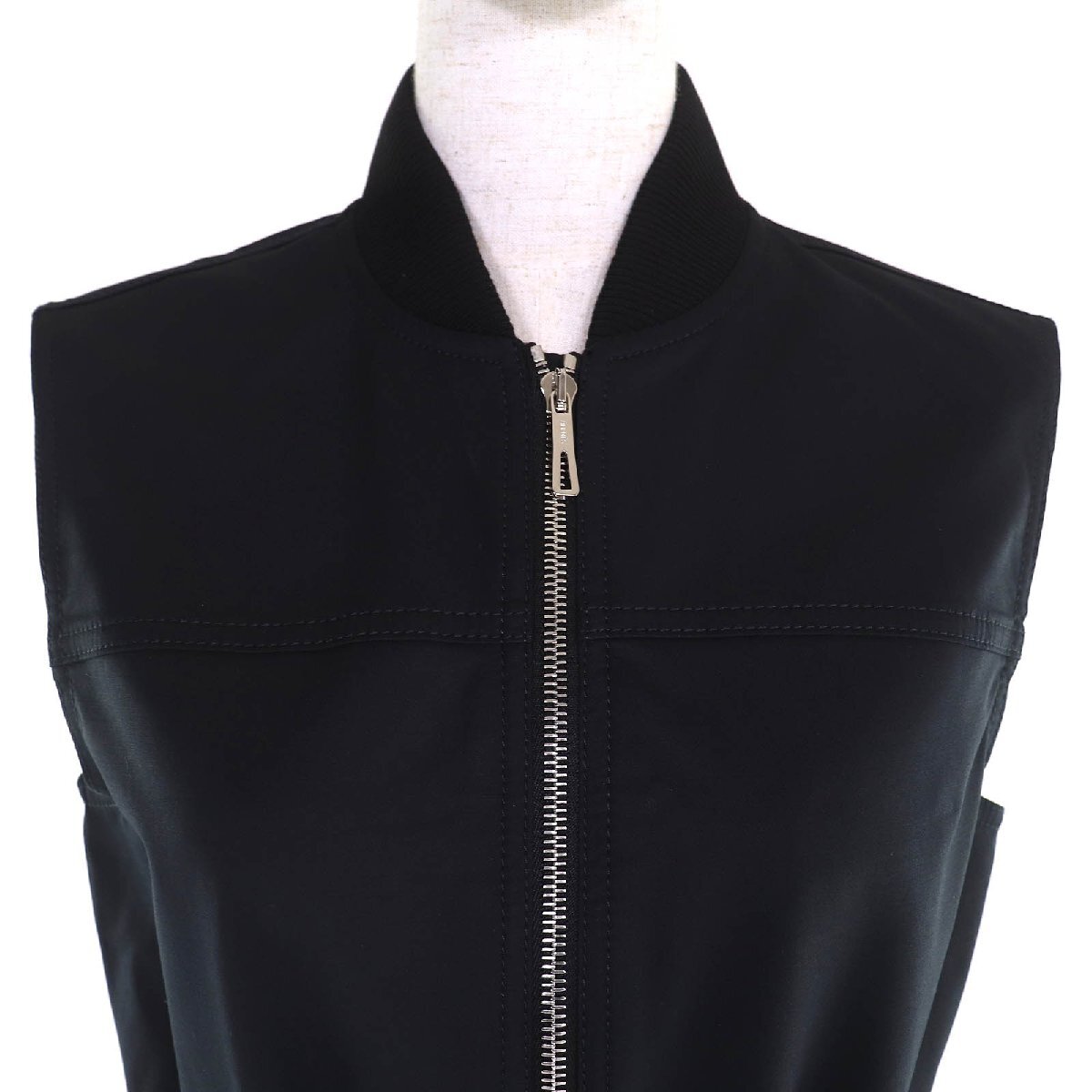 未使用品△HERMES エルメス 25SS 5E0552DQ コットン100% セリエボタン エケストルディール ZIP UP ノースリーブ ワンピース ブラック 34_画像4