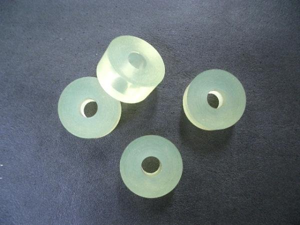 【送料込】ウレタン製 強化 フロント ショック ダンパー アッパー マウント ブッシュ E25系キャラバン コーチ シルクロード E24 TSB-N004_画像1