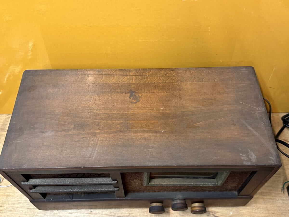 真空管ラジオ/木製キャビネット・スピーカー　アンティック 昭和レトロ　現状品　ジャンク品_画像3