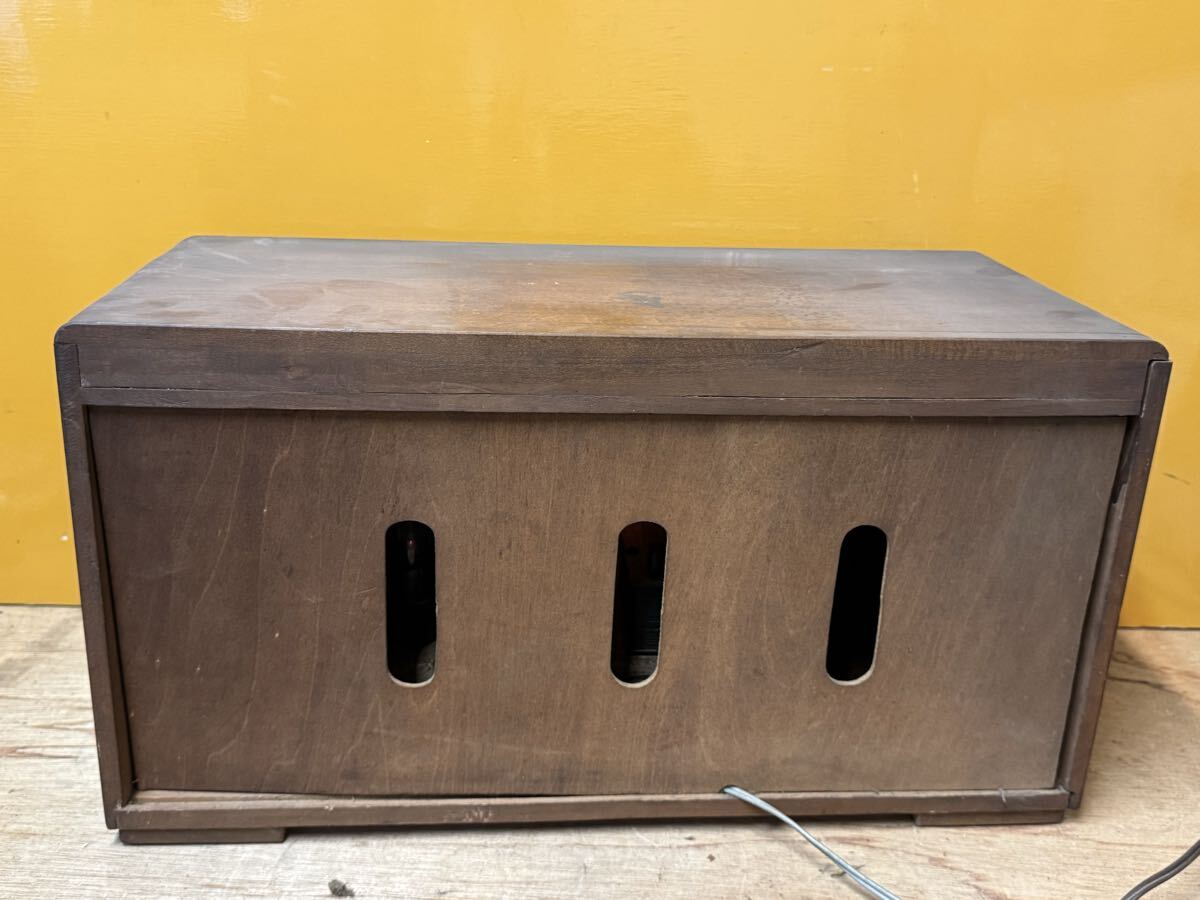 真空管ラジオ/木製キャビネット・スピーカー　アンティック 昭和レトロ　現状品　ジャンク品_画像10