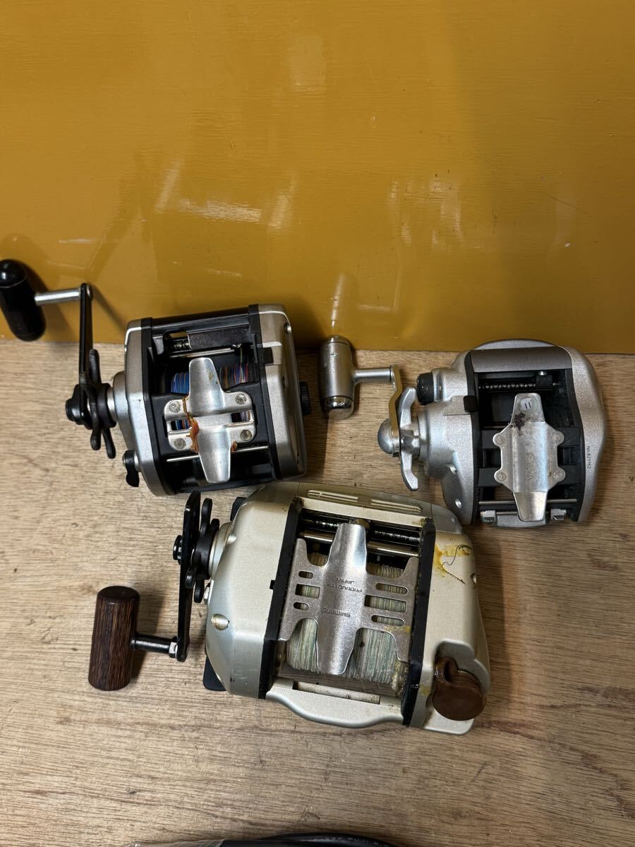 SHIMANO TM4000/ RoyBi XS700T/ DAIWA GS-60 電動リール 釣具 リール まとめ　3点セット　ジャンク_画像5