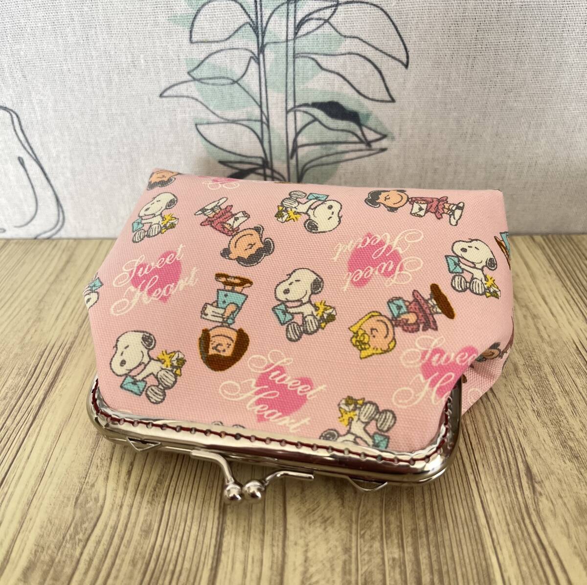ラスト★がま口・ ポーチ / 財布 / 小物入れ / ハンドメイド / スヌーピー小柄_画像3