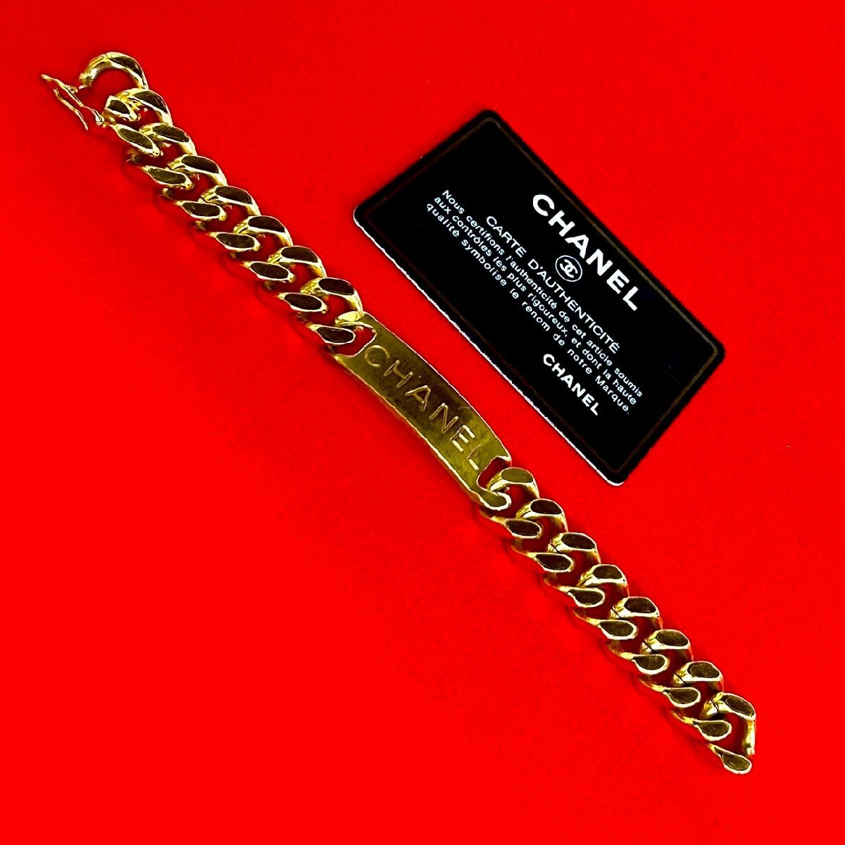 極 美品 コメあり 96P CHANEL シャネル ヴィンテージ ロゴ プレート GP チェーン ブレスレット バングル アクセサリー ゴールド 26129_画像1