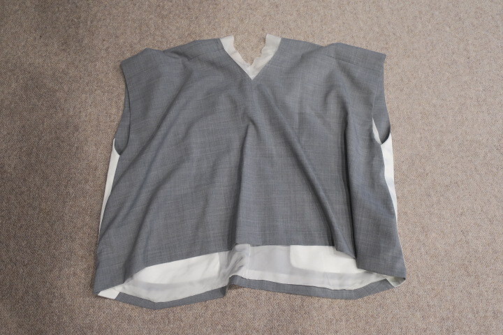 新品未使用　SACAI サカイ　サイズ２_画像2