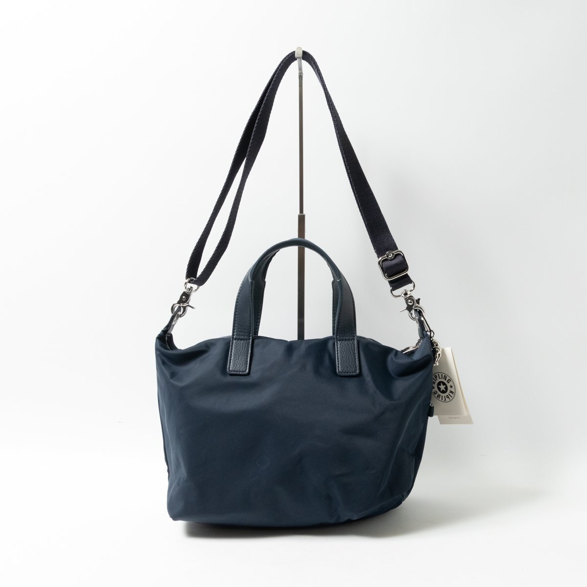 タグ付き Kipling キプリング ショルダーバッグ ボストンバッグ 2WAY ファスナー開閉 ナイロン ネイビー 無地 レディース 鞄 カバン bag_画像2