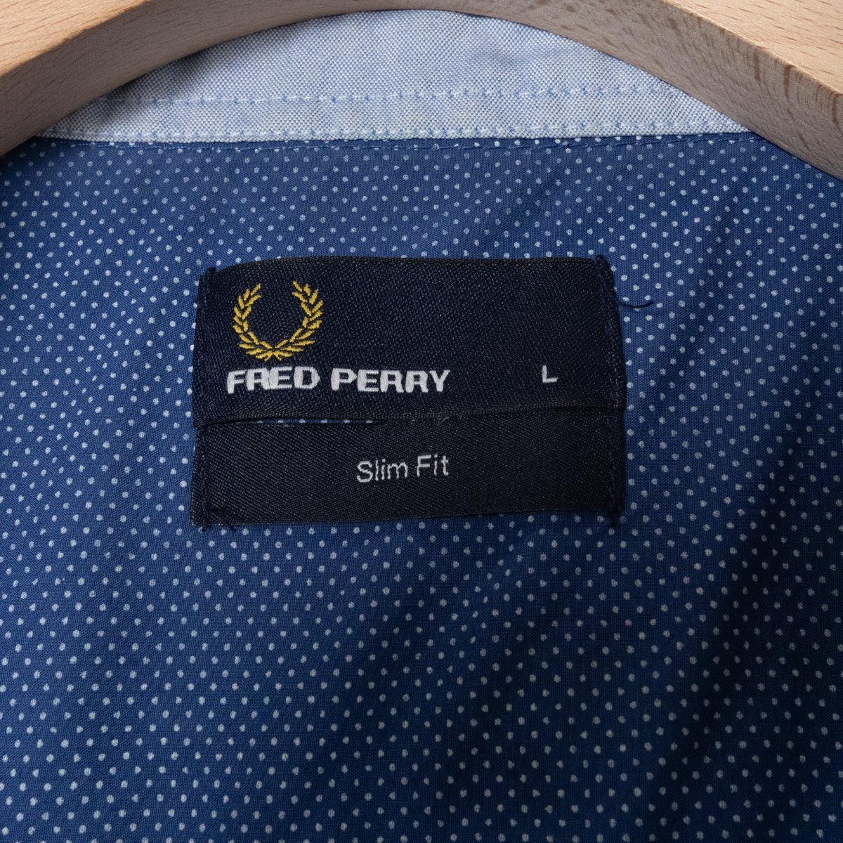 FRED PERRY フレッドペリー 長袖ボタンダウンシャツ Lサイズ F2310 コットン100％ ローレルリース刺繍ロゴ ドット ブルー 春秋 紳士 メンズ_画像7