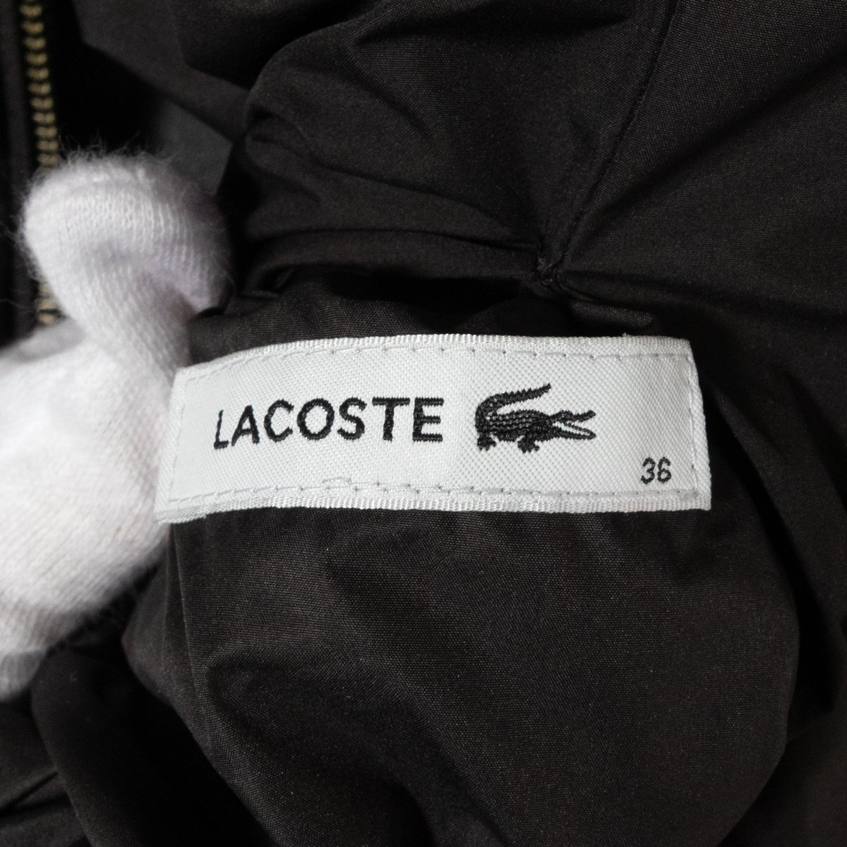 LACOSTE ラコステ リバーシブルダウンベスト グレー ブラック 36 S レディース 毛 ポリ ダウン フェザー 防寒 スポーティ 重ね着 ロゴ刺繍_画像3