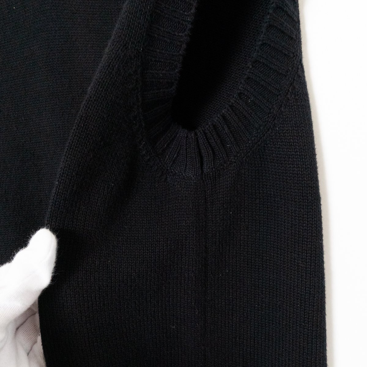 メール便◯ BURBERRY LONDON CLASSICS バーバリーロンドンクラシックス Vネック ニット ベスト 3 コットン100％ ブラック メンズ トップス_画像7