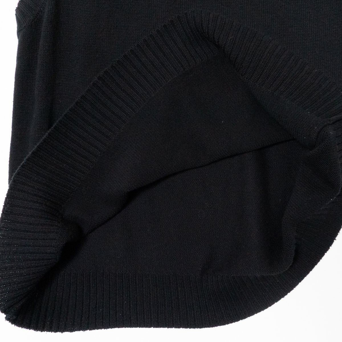 メール便◯ BURBERRY LONDON CLASSICS バーバリーロンドンクラシックス Vネック ニット ベスト 3 コットン100％ ブラック メンズ トップス_画像9