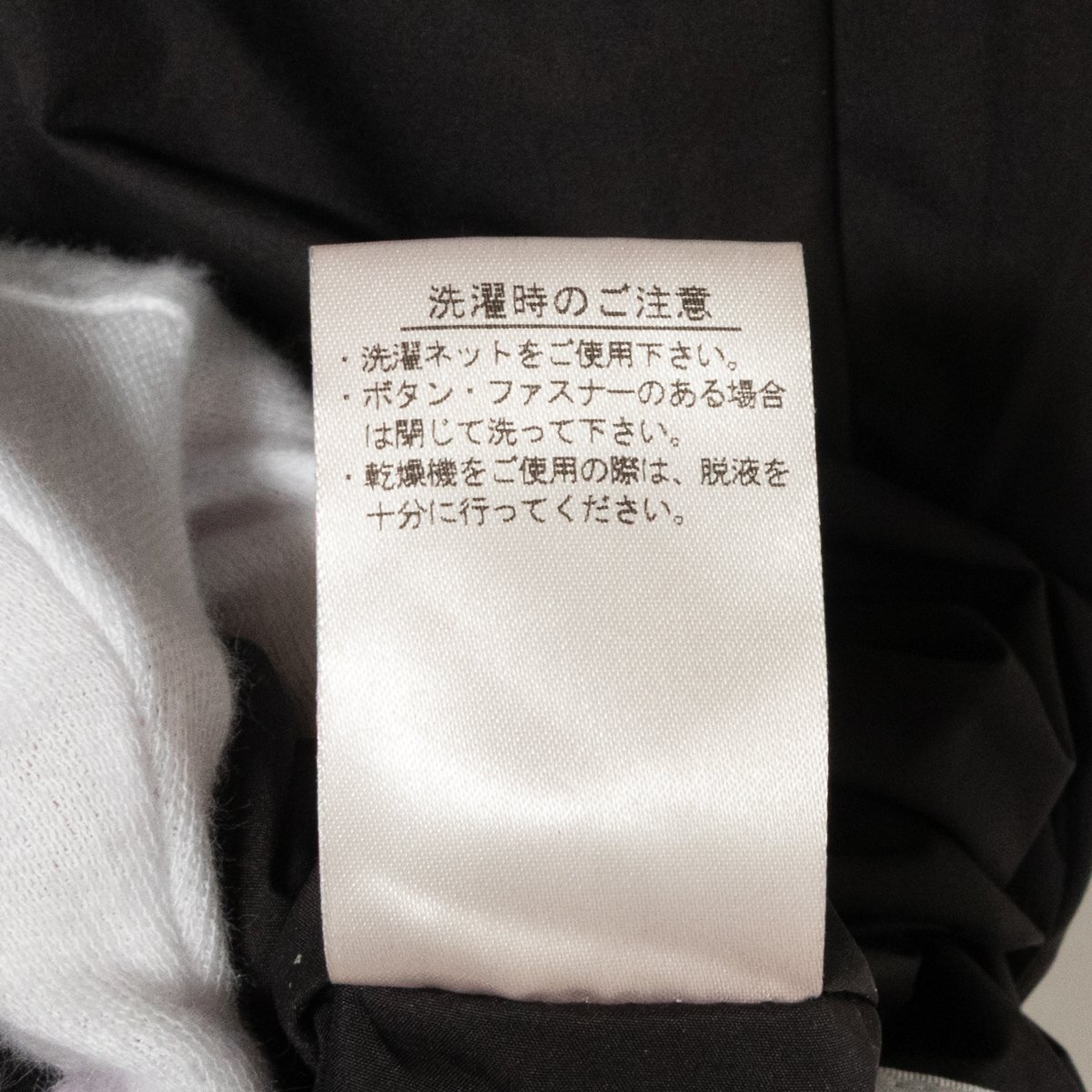 LACOSTE ラコステ リバーシブルダウンベスト グレー ブラック 36 S レディース 毛 ポリ ダウン フェザー 防寒 スポーティ 重ね着 ロゴ刺繍_画像5