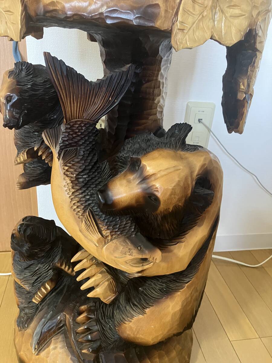 木彫り 熊 花台 インテリア サイドテーブル 丸太 一刀彫り 民芸品 アイヌ民族 天然木 ログハウス 花瓶 テディーベア 木製 置物 一枚板 衝立_画像5