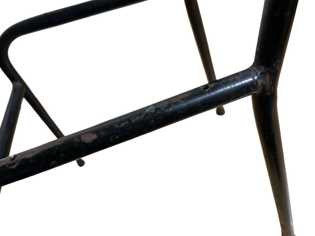 【50s 60s ビンテージ アンティーク アイアンの椅子フレーム 脚 ハンガーラック アメリカ USA 】店舗什器 ディスプレイ シャビー_画像5