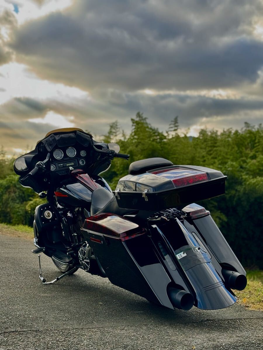 ハーレーダビッドソン　ツーリング　ストリートグライド　バガーカスタム　車検ほぼ2年付　年式平成20年4月　排気量1580cc 6速ミッション_画像4