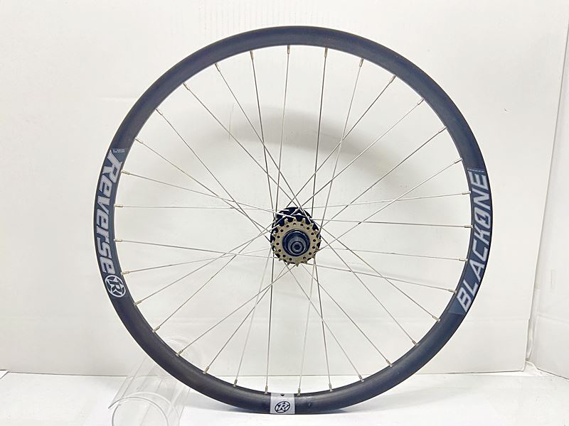 ATOMLAB/REVERSE COMPONENTS BLACKONE リアホイールのみ シングル シングルスピード DISC クリンチャー アルミ_画像1