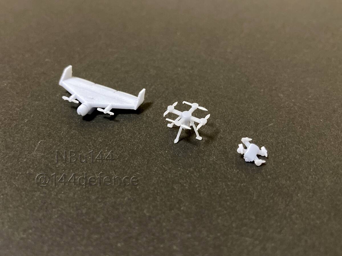 【1/72 陸上自衛隊】小型ドローン3種セット_画像1