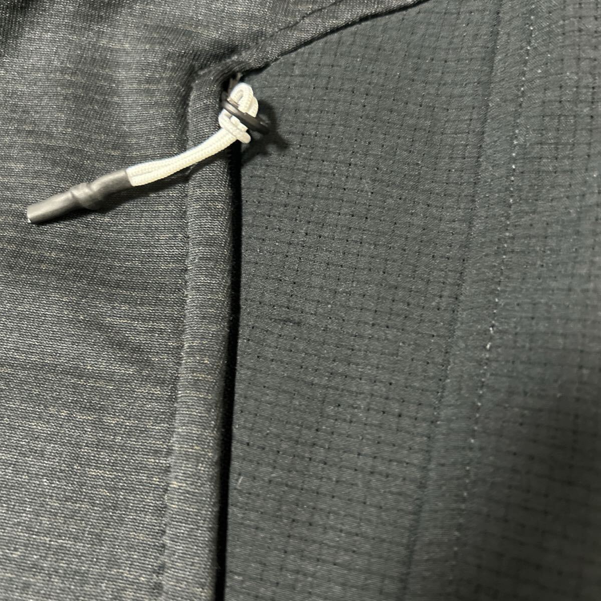 UNDER ARMOR アンダーアーマー メンズ テーパードパンツ L スポーツ アウトドア イージー ロゴ ブラック系 (K-042)★_画像10