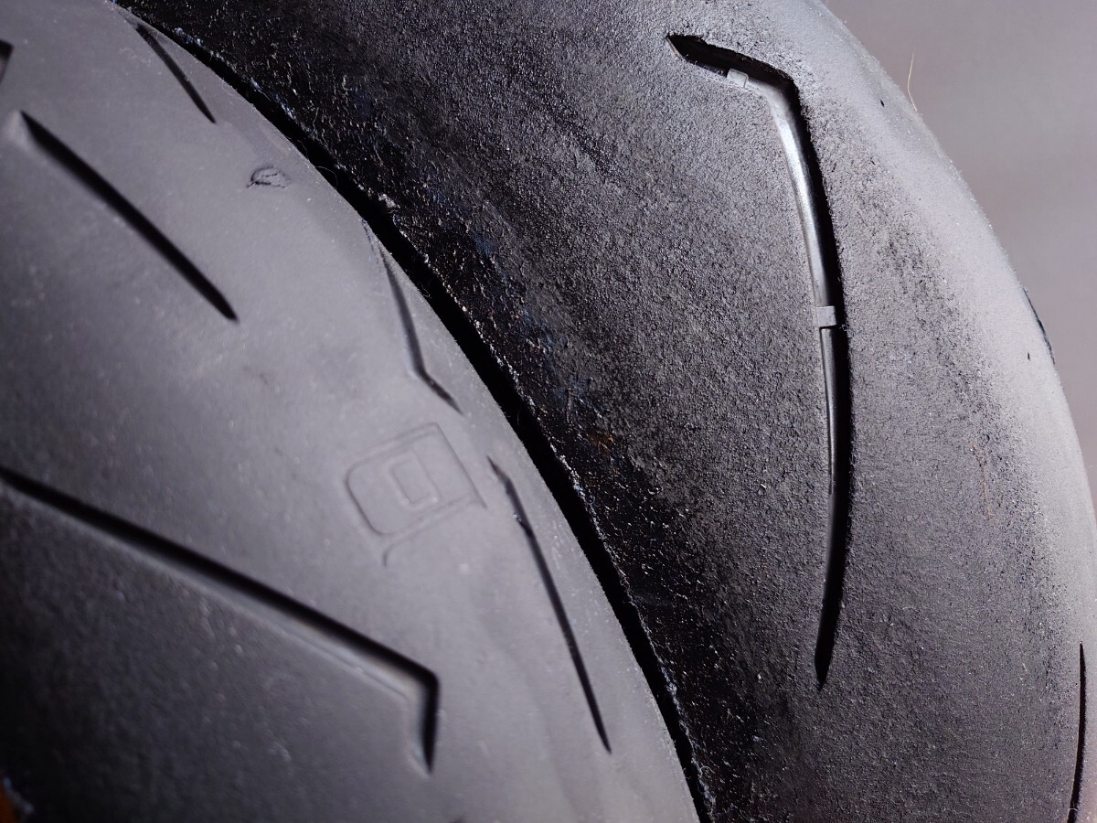 NEW ピレリ ディアブロ スーパーコルサ V4 SC1 120/70ZR17 V4 SC1 200/55ZR17 V4 SC1 前後セット PIRELLI DIABLO SUPERCORSA V4 SC1 ☆_画像3