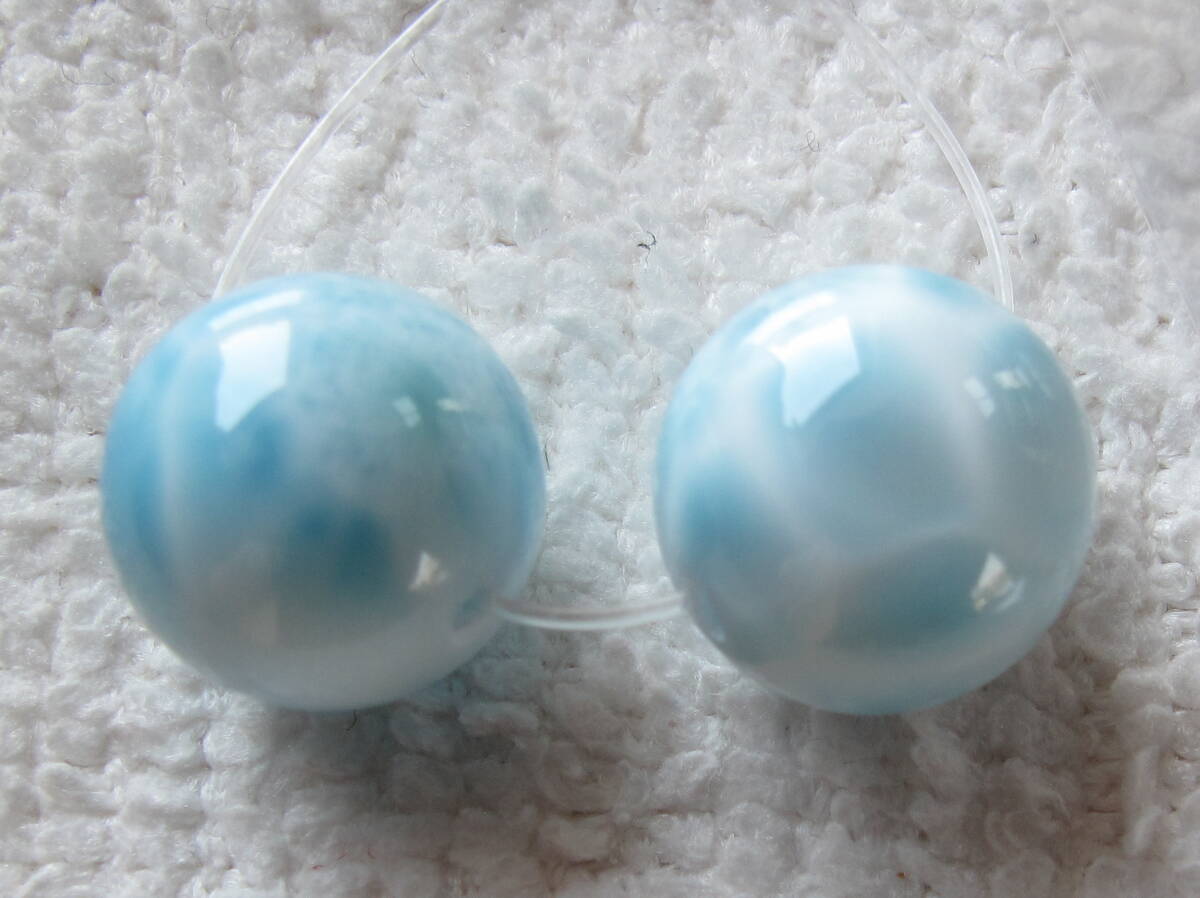 ★自然光撮影★天然石&ラリマー▲丸玉!10mm!2粒!!!!!!!!!_画像1