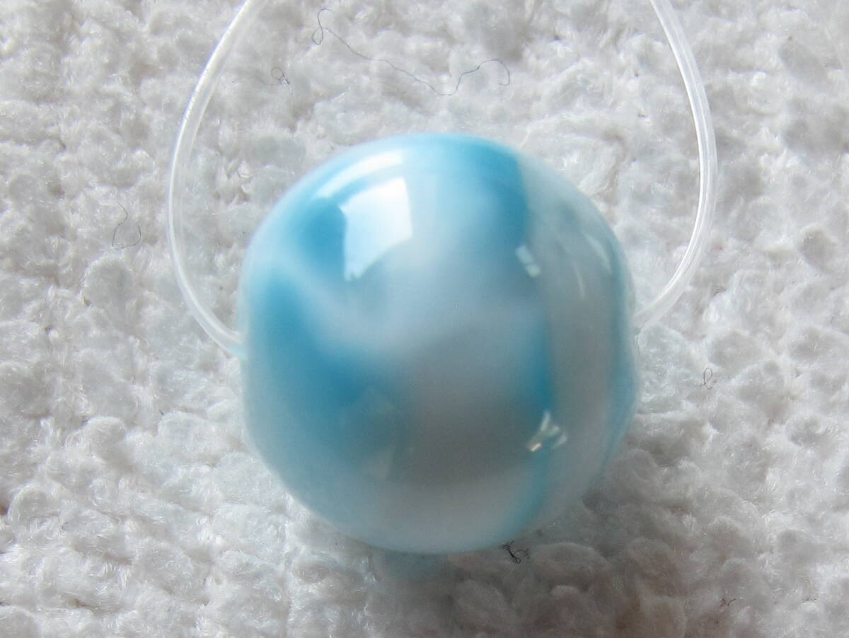 ★自然光撮影★天然石&ラリマー▲丸玉!10mm！1粒 不良あり　処分_画像1