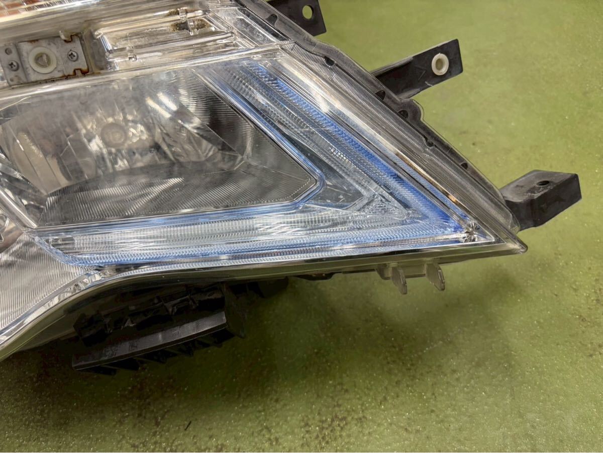 2511-33 日産 セレナ C26 ヘッドライト ヘッドランプ KOITO 100-23683 右 右側_画像6