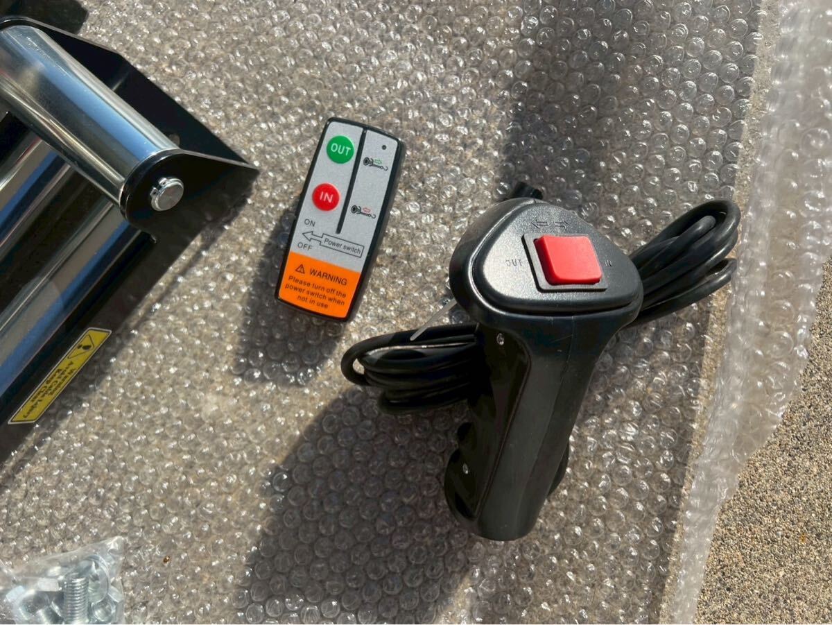 1円スタート 257-12-1 未使用品 DIYTURUMAN電動ウインチDC24V 8000LBS 最大牽引3629kg_画像4