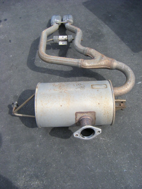 平成２４年 ヴォクシー VOXY DBA-ZRR70W　モデリスタ 2本出し リアマフラー リヤマフラー _画像2