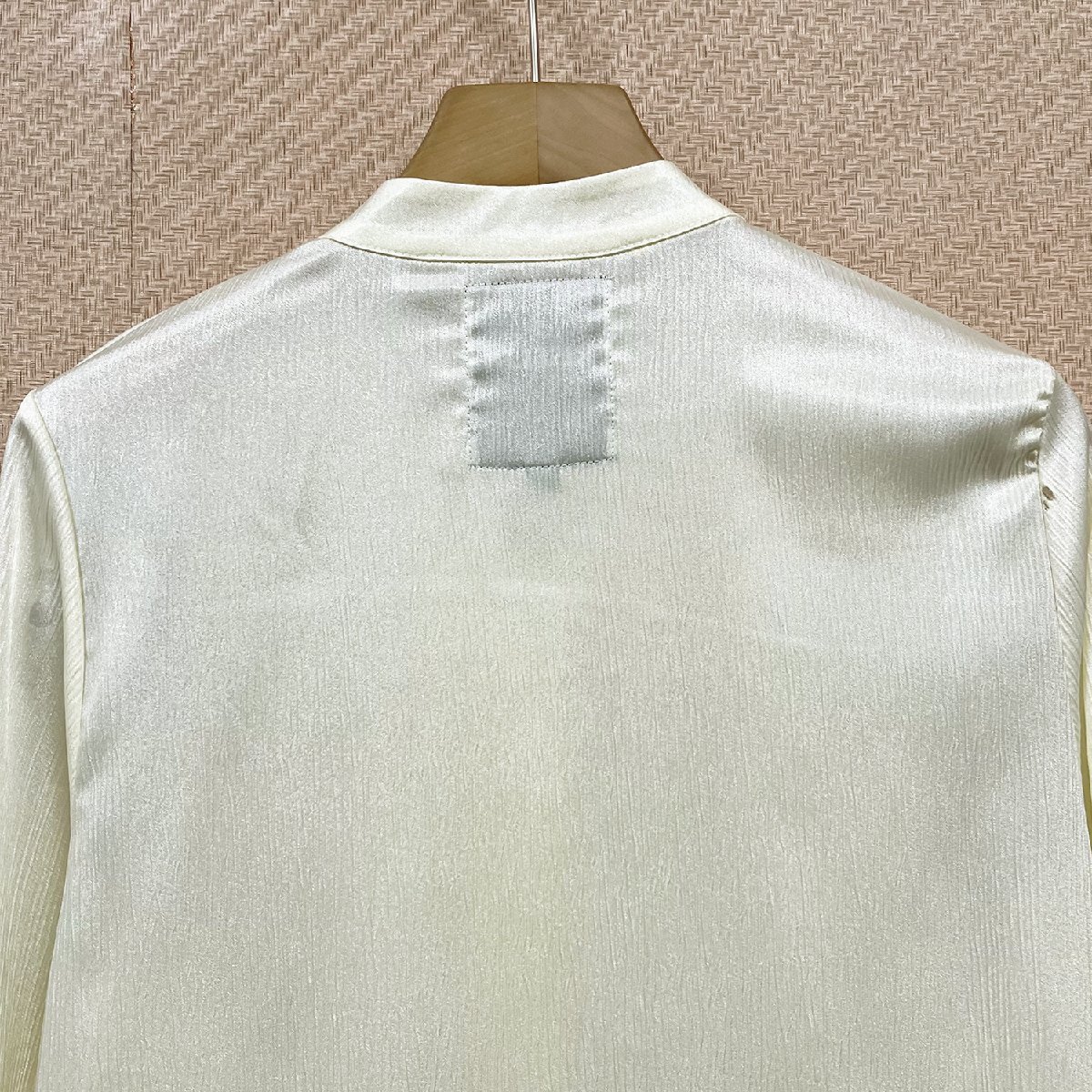 上品ヨーロッパ製※定価4万◆ブルガリア発※RISELIN 長袖シャツ ブラウス シルク混 快適 ソフト 光沢感 デート OL 通勤 春 夏 Ｍ/46_画像4