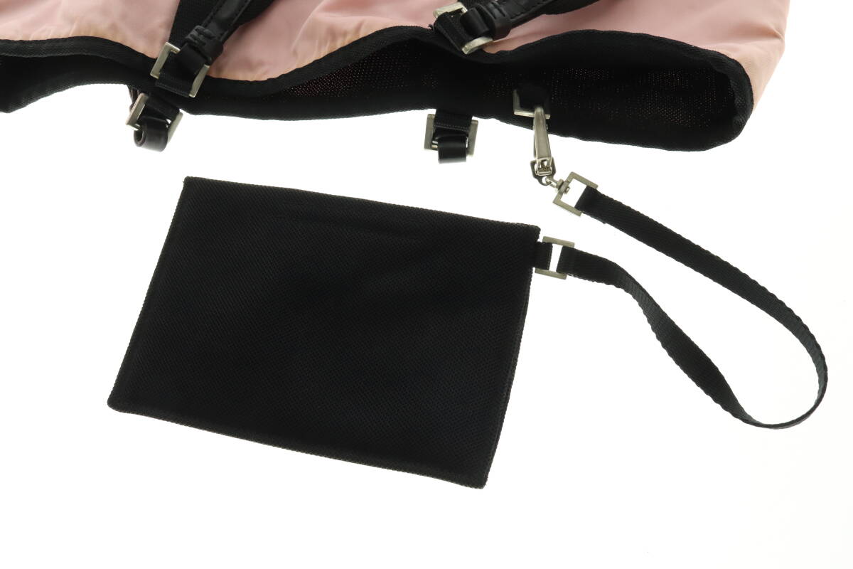 VMPD7-1020-7 PRADA Prada большая сумка нейлон треугольник Logo треугольник plate женский черный розовый сумка сумка для хранения имеется б/у 