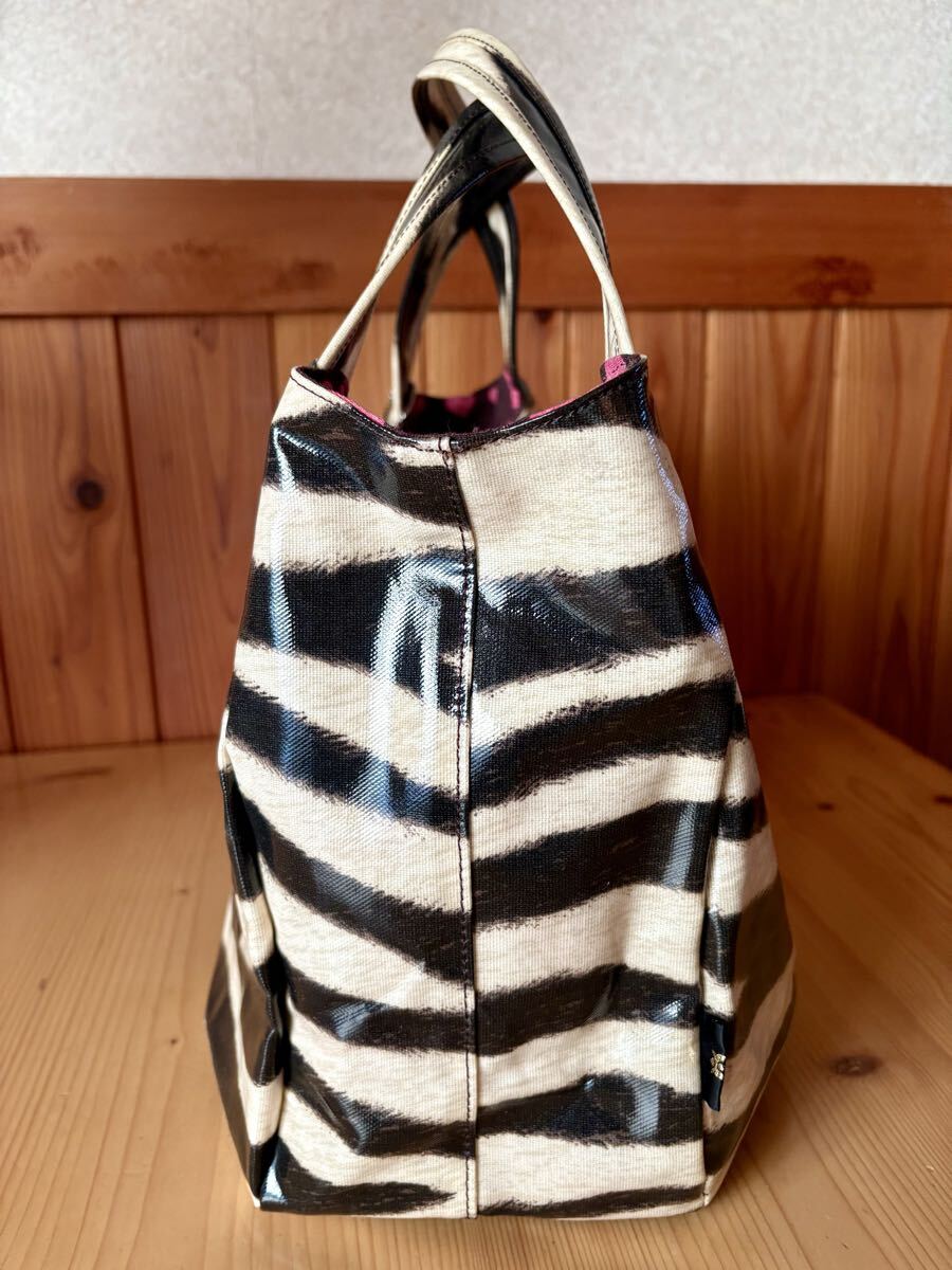 Think Bee! シンクビー!ミスショッキング バッグ (ゼブラ) 新品未使用_画像3