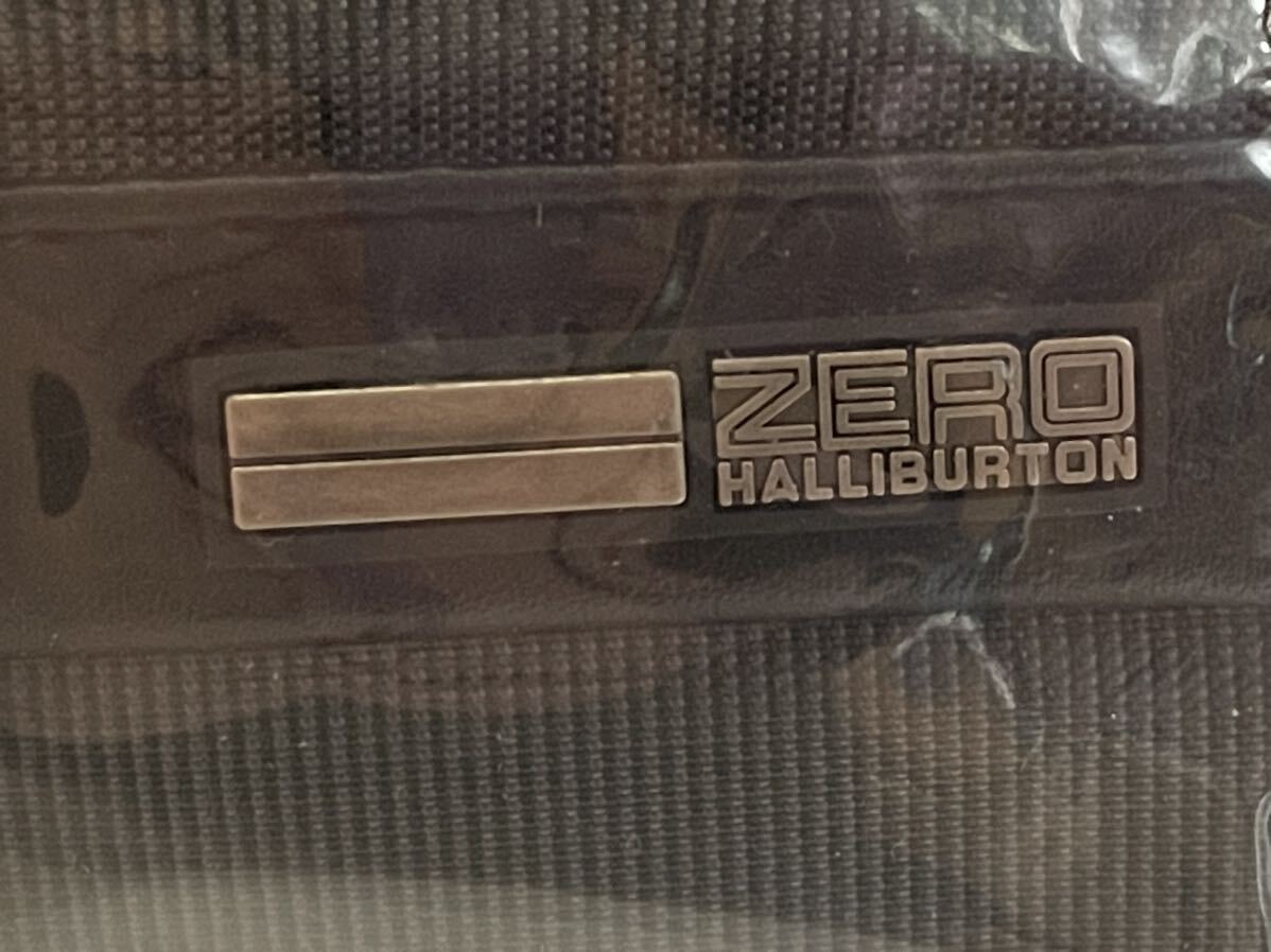 未開封☆日本航空　JAL × ZERO HALLIBURTON ビジネスクラスアメニティポーチ ゼロハリバートン　化粧ポーチ　トラベル　　旅行　雑貨_画像2
