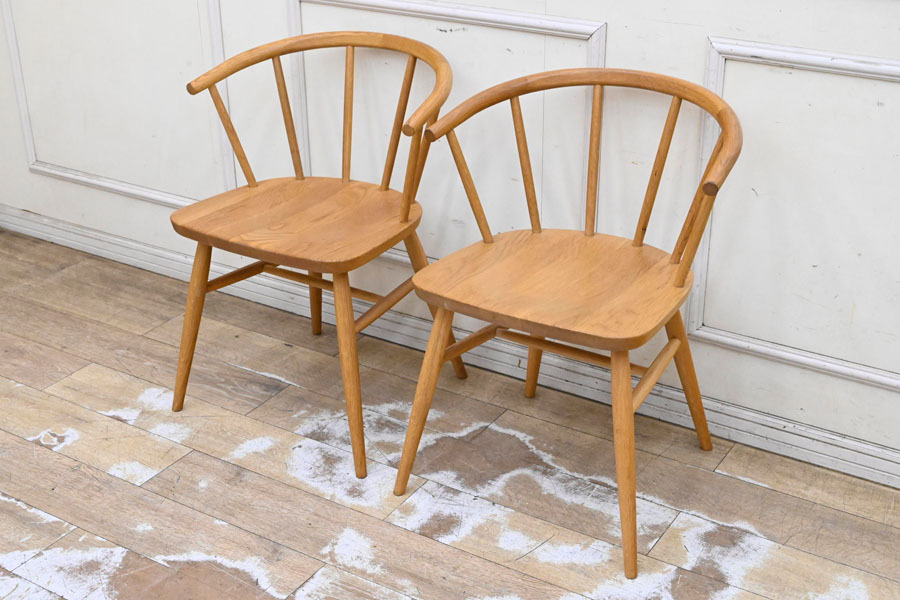 EI312 MUJI 無印良品 オーク材 アームチェア 天然木 木製椅子 ダイニングチェア 食卓椅子 ウインザーチェア 2脚セット ボーバックチェア_画像1